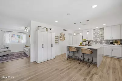 133 E Alameda Drive, Tempe, AZ 85282 - Photo 1