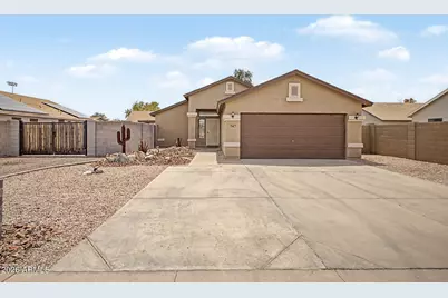 747 E Arizona Avenue, Buckeye, AZ 85326 - Photo 1