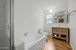 520 W Clarendon Ave, Phoenix, AZ 85013 - Photo 1