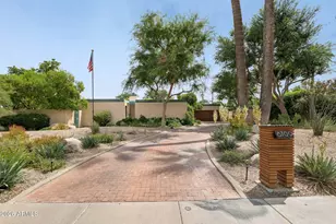 8709 N 11th Ave, Phoenix, AZ 85021 - Photo 1