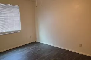 9222 N 35th Ave, Phoenix, AZ 85051 - Photo 13