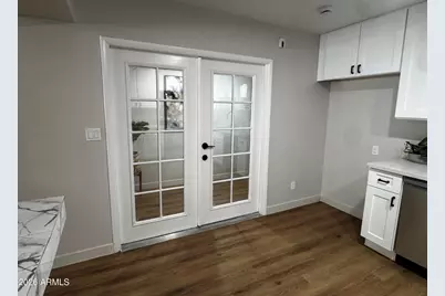 7732 W Mitchell Drive, Phoenix, AZ 85033 - Photo 7