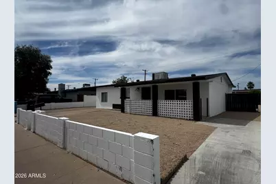 7732 W Mitchell Drive, Phoenix, AZ 85033 - Photo 1