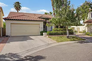 5027 E Vaughn Dr, Phoenix, AZ 85044 - Photo 1