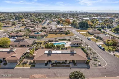 1019 E Wagon Wheel Drive, Phoenix, AZ 85020 - Photo 1