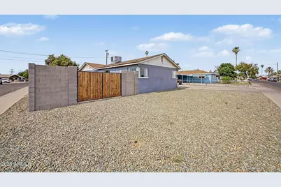 4738 W Fairmount Avenue, Phoenix, AZ 85031 - Photo 3