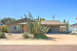 8537 E Clarendon Ave, Scottsdale, AZ 85251 - Photo 1