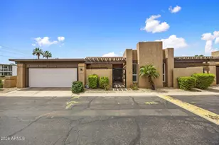 6502 N La Paloma Este, Phoenix, AZ 85014 - Photo 1