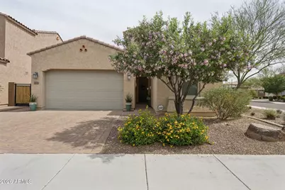 3221 E Los Gatos Drive, Phoenix, AZ 85050 - Photo 1