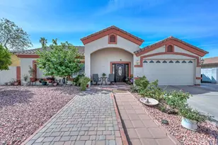 3737 W Crocus Dr, Phoenix, AZ 85053 - Photo 1
