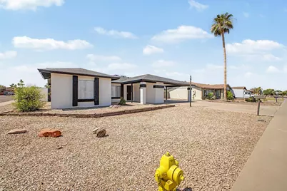 935 W Santa Cruz Drive, Tempe, AZ 85282 - Photo 1