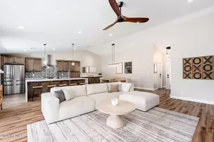 6202 E Betty Elyse Ln, Scottsdale, AZ 85254 - Photo 1