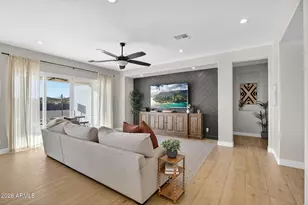 629 W Cloud Rd, Phoenix, AZ 85086 - Photo 1