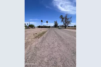 531 E Navajo Circle #51, Eloy, AZ 85131 - Photo 3