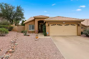 6123 W Fallen Leaf Ln, Glendale, AZ 85310 - Photo 1