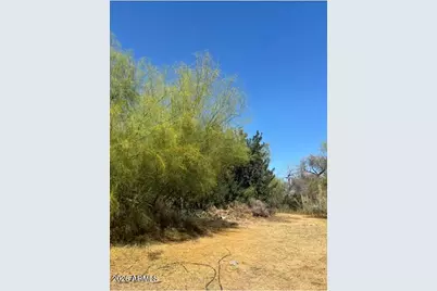 3021 W Orangewood Avenue #-, Phoenix, AZ 85051 - Photo 1
