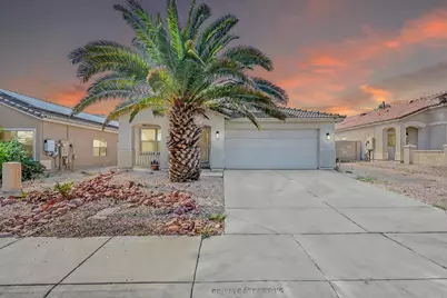 1125 E Milada Drive, Phoenix, AZ 85042 - Photo 1