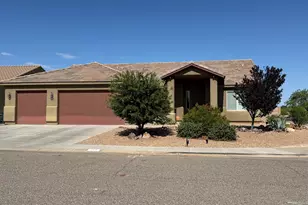 210 Desert Trail Dr, Sierra Vista, AZ 85635 - Photo 1