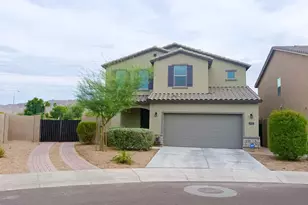 3213 W Donner Dr, Phoenix, AZ 85041 - Photo 1