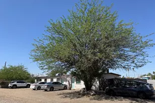 1215 E Mission Ln, Phoenix, AZ 85020 - Photo 1