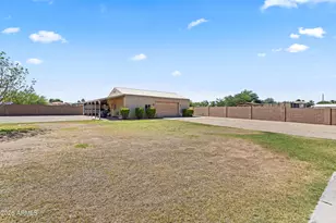 237 E Desert Holly Dr, San Tan Valley, AZ 85143 - Photo 37