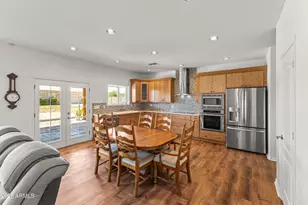 237 E Desert Holly Dr, San Tan Valley, AZ 85143 - Photo 13