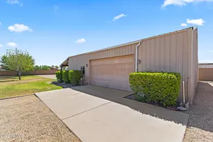 237 E Desert Holly Dr, San Tan Valley, AZ 85143 - Photo 41