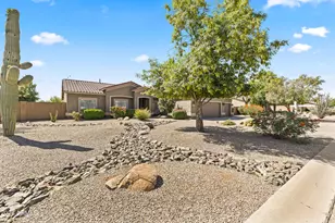 237 E Desert Holly Dr, San Tan Valley, AZ 85143 - Photo 3