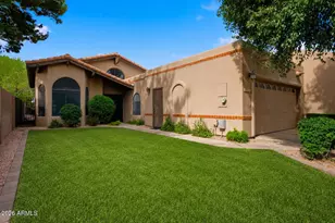 4036 E Lupine Ave, Phoenix, AZ 85028 - Photo 1