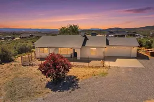 17313 E Lions Crossing Rd, Dewey, AZ 86327 - Photo 1