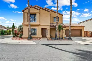 843 E Audrey Ln, Phoenix, AZ 85022 - Photo 1