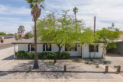 301 W 11th Street, Casa Grande, AZ 85122 - Photo 1