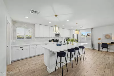 1882 E Loma Vista Drive, Tempe, AZ 85282 - Photo 1