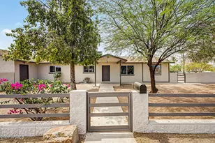 2185 W Greasewood St, Apache Junction, AZ 85120 - Photo 1