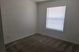 4101 N 69th Ln, Phoenix, AZ 85033 - Photo 9