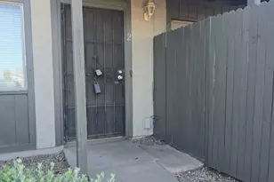 286 W Palomino, Chandler, AZ 85225 - Photo 1