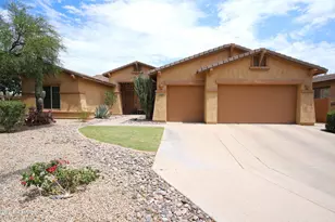 2006 E San Carlos Pl, Chandler, AZ 85249 - Photo 1