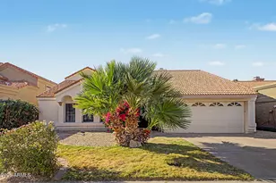 3914 E Amberwood Dr, Phoenix, AZ 85048 - Photo 1