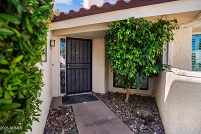 805 E Corte Oro Street, Phoenix, AZ 85020 - Photo 1