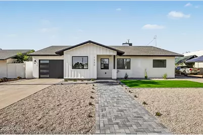 1320 E Winter Drive, Phoenix, AZ 85020 - Photo 1