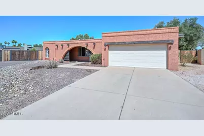 8442 N 48th Drive, Glendale, AZ 85302 - Photo 1