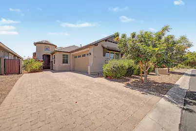 19905 W Devonshire Avenue, Litchfield Park, AZ 85340 - Photo 1