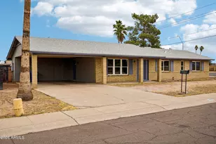 1902 W Topeka Dr, Phoenix, AZ 85027 - Photo 1
