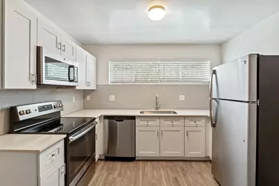 1707 N 18th #B8, Phoenix, AZ 85006 - Photo 1