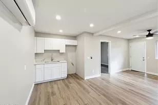 513 E Hatcher, Phoenix, AZ 85020 - Photo 1