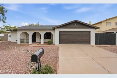 10007 N 48th Drive, Glendale, AZ 85302 - Photo 1