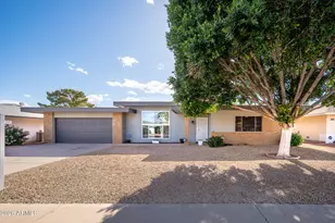 14820 N Lakeforest Dr, Sun City, AZ 85351 - Photo 1