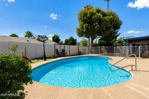 8602 N 39th Ave, Phoenix, AZ 85051 - Photo 27