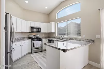 4045 E Coolbrook Avenue, Phoenix, AZ 85032 - Photo 1