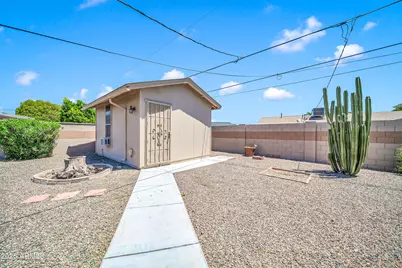 11007 N 109th Avenue, Sun City, AZ 85351 - Photo 37